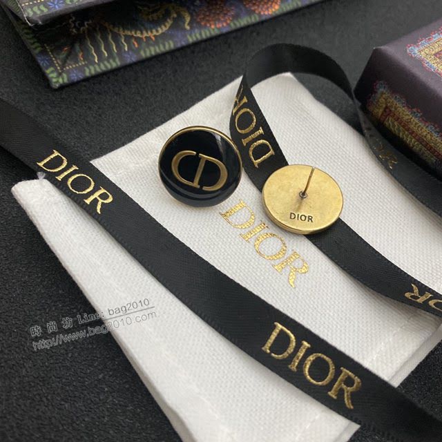 Dior飾品 迪奧經典熱銷款925銀針字母CD滴釉圓形紐扣耳釘耳環  zgd1460